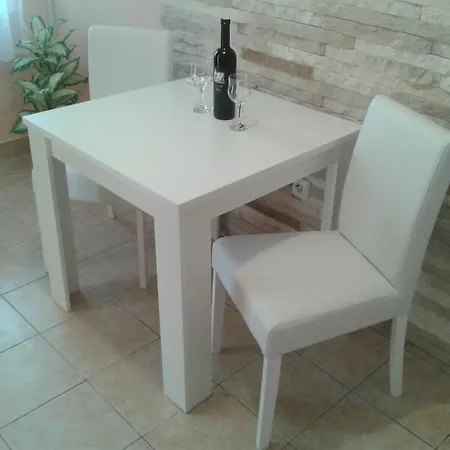 Guest house And Jasna Hvar Town