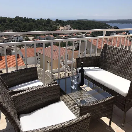 And Jasna Guest house Hvar Town